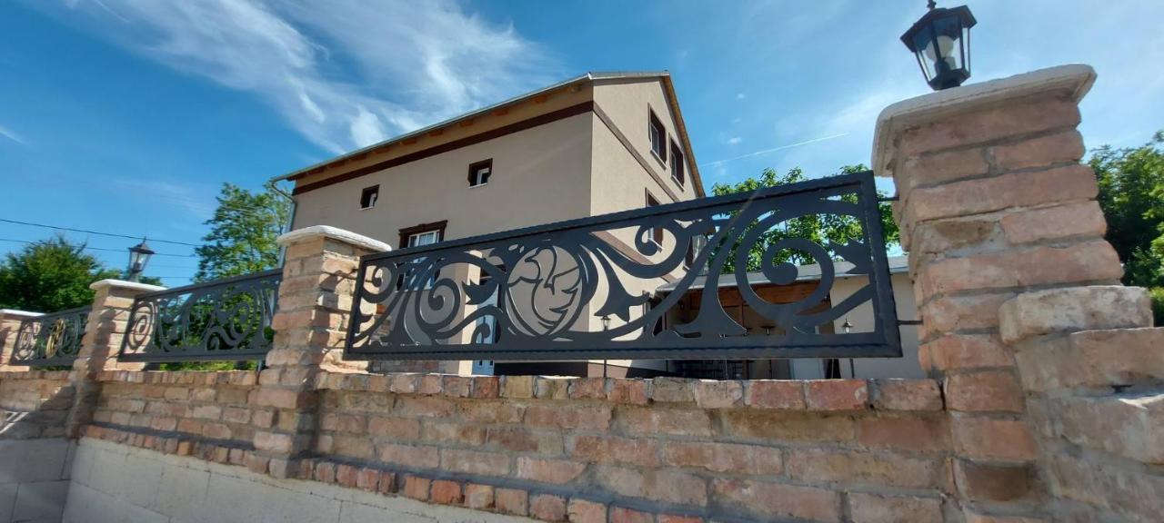 Villa Verteskacsa Vértesacsa 外观 照片