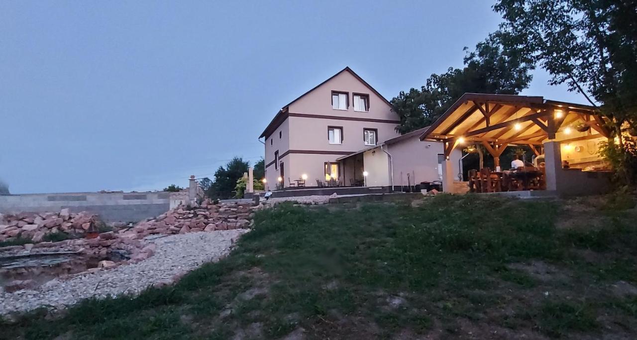 Villa Verteskacsa Vértesacsa 外观 照片